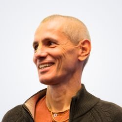 Caitanya Das